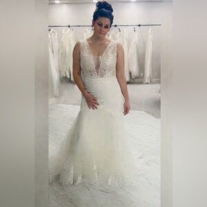 Carrafina mermaid Wedding Dress